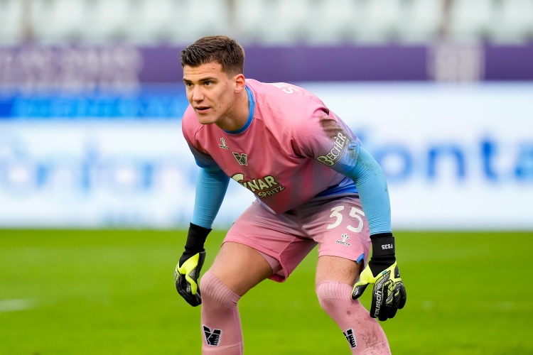 足球在线直播-F-斯坦科维奇：在国米青训时我踢门将也踢前锋 父亲给予了我榜样