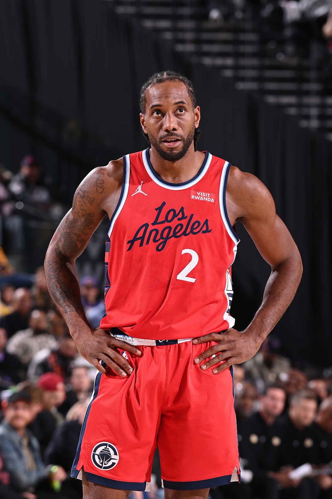 鲸猜足球-卢：小卡更擅长找得分位置了 冲筐造犯规&amp;多投三分 不仅是中距离