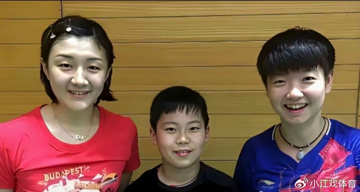 足球直播-曾与陈梦孙颖莎合影！日本萌娃长大后已成国乒最大威胁 直言崇拜樊振|松岛辉空|世界杯|王楚钦|国际乒联|王曼昱_新浪体育_新浪新闻